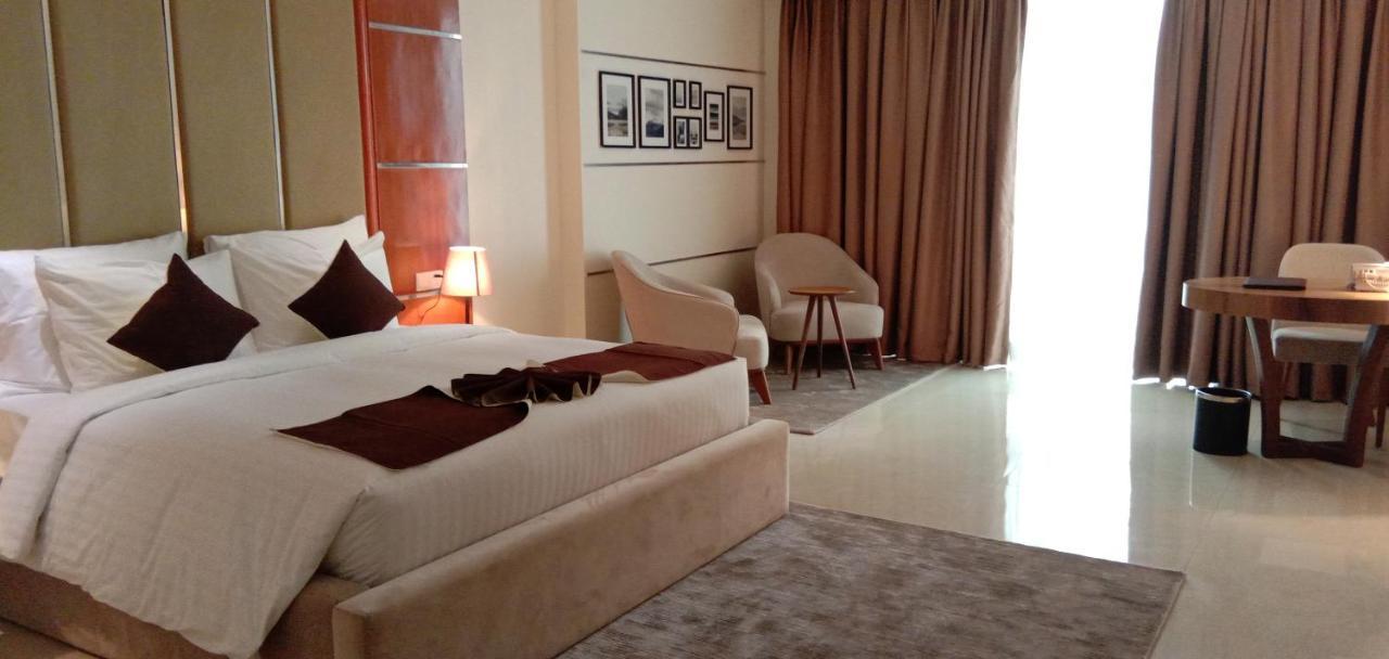 Summerset Continental Hotel By Usuma Mobushipe Exterior photo